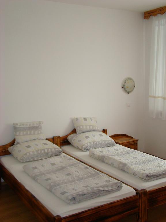 Emanapartmanok Sárvár Sarvar Quarto foto